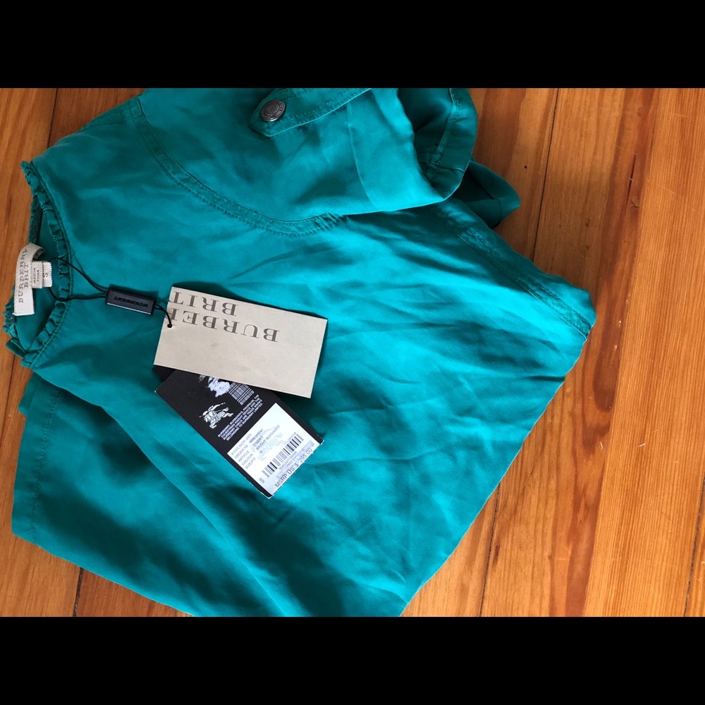 Burberry blouse 👚